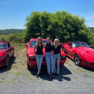 Meet your Posher, Robin